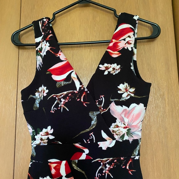 Summer floral dress - Picture 2 of 8